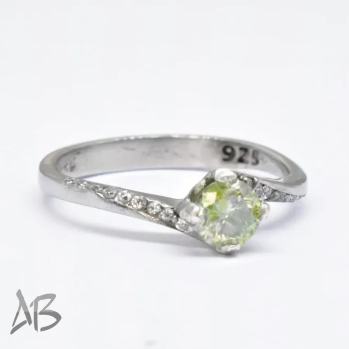 انگشتر نقره زنانه نگین زبرجد معدنی، سبک و بسیار ظریف کد 371 - Image 9