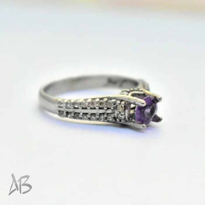 انگشتر نقره زنانه آمتیست (آماتیست) اصل با دو ردیف نگین سنتتیک روی رکاب Am16 - Image 5