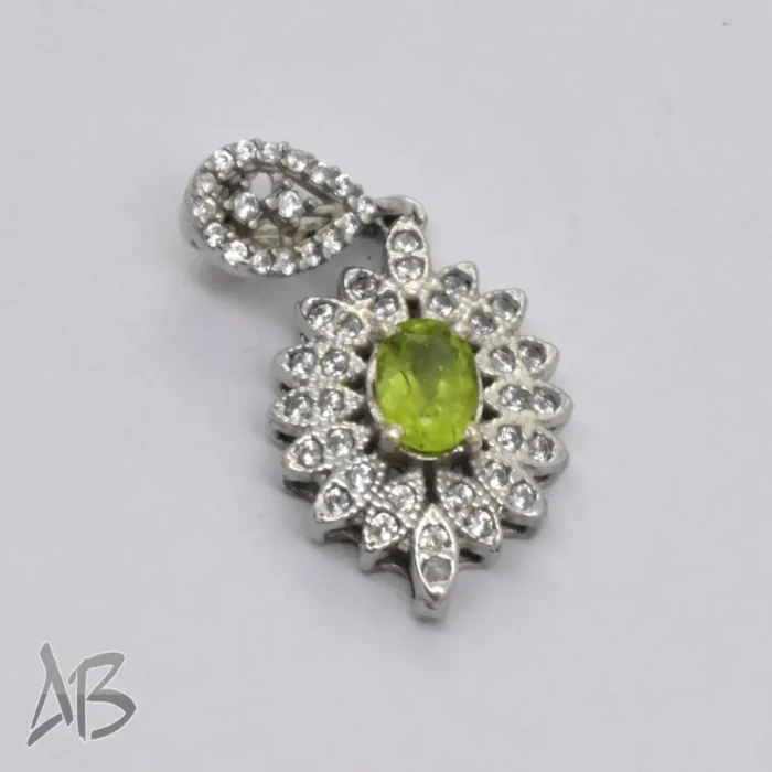 گردنبند نقره  (مدالی) نگین زبرجد اصل سبز رنگ آبکاری رودیوم کد Med110 - Image 5