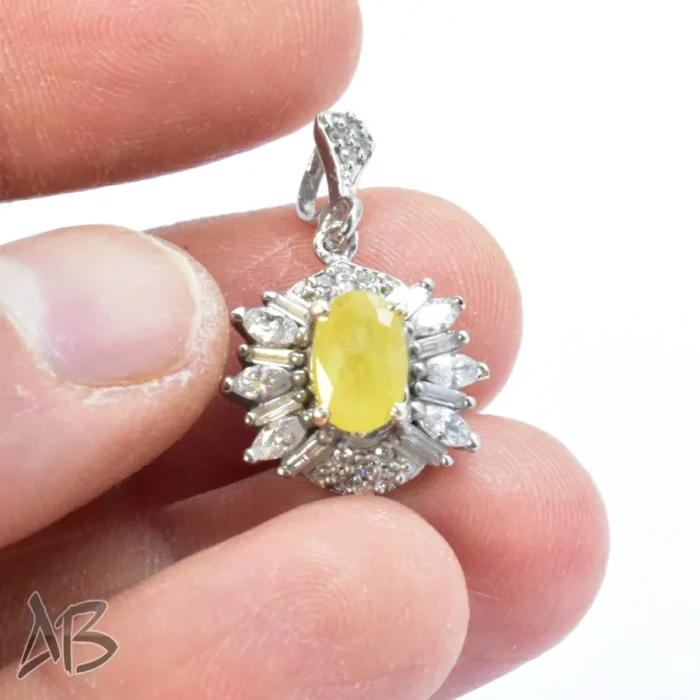 گردنبند نقره (مدالی) اصل یاقوت زرد طرح زیبا و سبک آقابزرگ کد Med127 - Image 4