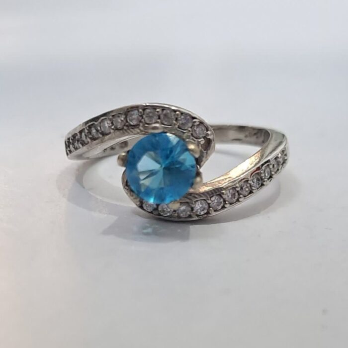 انگشتر نقره زنانه سولیتر آبی عیار 925 روکش رودیوم آقابزرگ کد 391 - Image 3