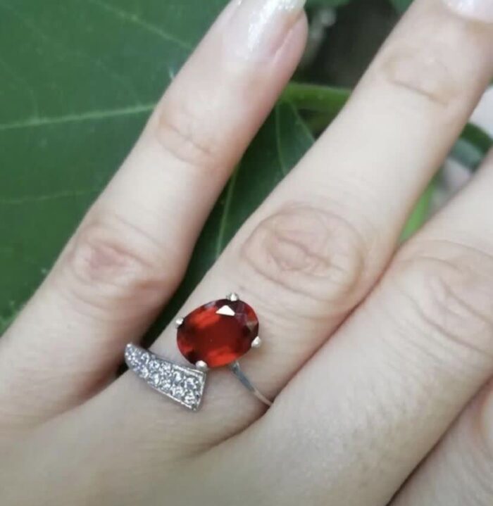 انگشتر نقره زنانه استرلینگ 925 نگین سنتتیک قرمز برلیان کات آقابزرگ 392 - Image 4