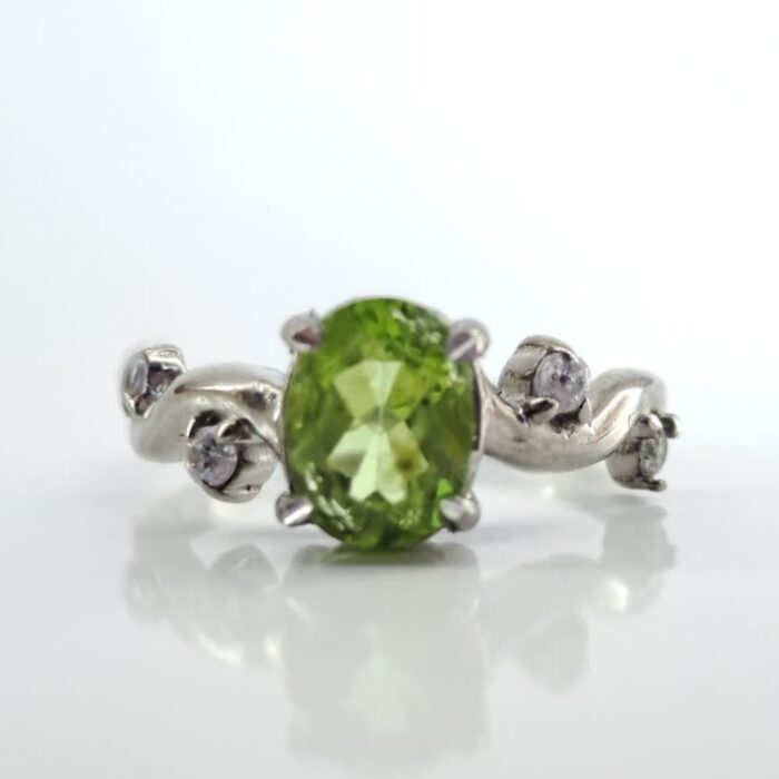 انگشتر نقره زنانه با نگین زیبای زبرجد اصل و آبکاری رودیوم آقابزرگ کد 395 - Image 6