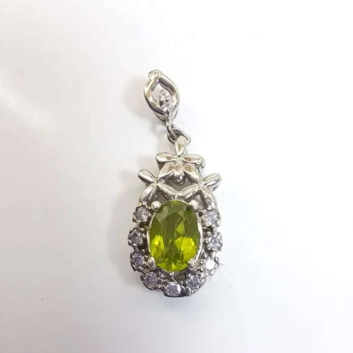 مدالی یا گردنبند زبرجد اصل سبک و ظریف آقایزرگ کد Med135 - Image 3