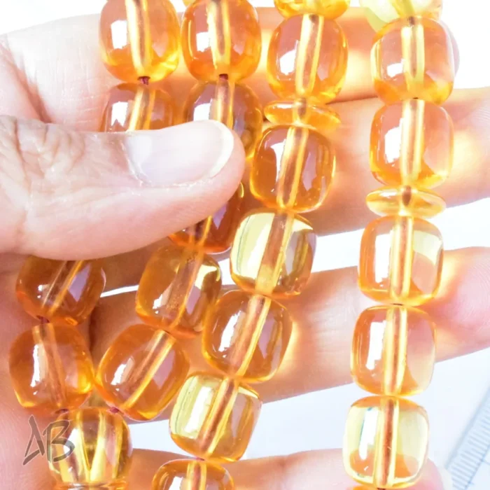 تسبیح سندلوس بودار 33 دانه اصل کد 1193 استوانه‌ای شفاف و شیشه‌ای آقابزرگ - Image 3