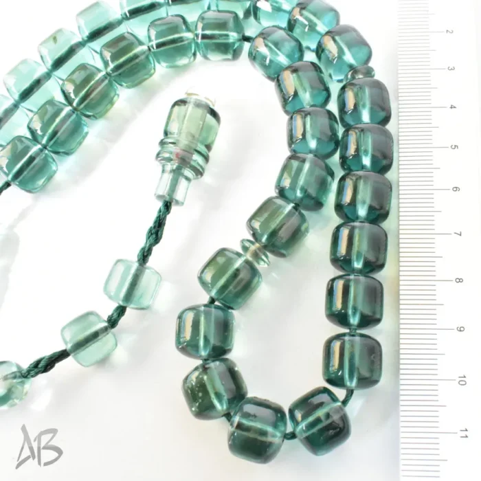 تسبیح سندلوس بودار 33 دانه اصل کد 1300 قپاندار استوانه‌ای لبه گرد سبز زیبا آقابزرگ - Image 4