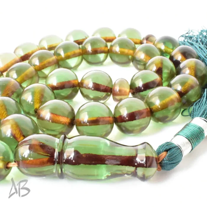 تسبیح سندلوس بسیار درشت 33 دانه اصل سبز رنگ کد 1306 بودار تراش گرد سایز 20 آقابزرگ - Image 9